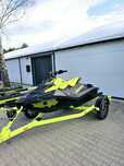 Wynajem skuterów wodnych Seadoo Spark TRRIX 90hp wypozycz-skuter