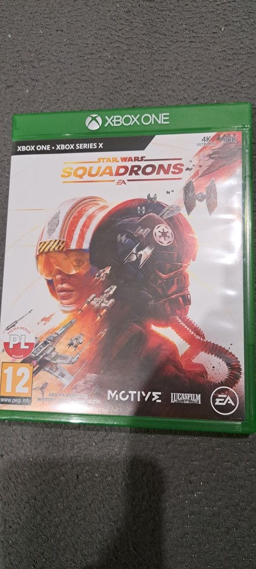 Gra xbox one i x Star Wars Squadrons jak nowa.