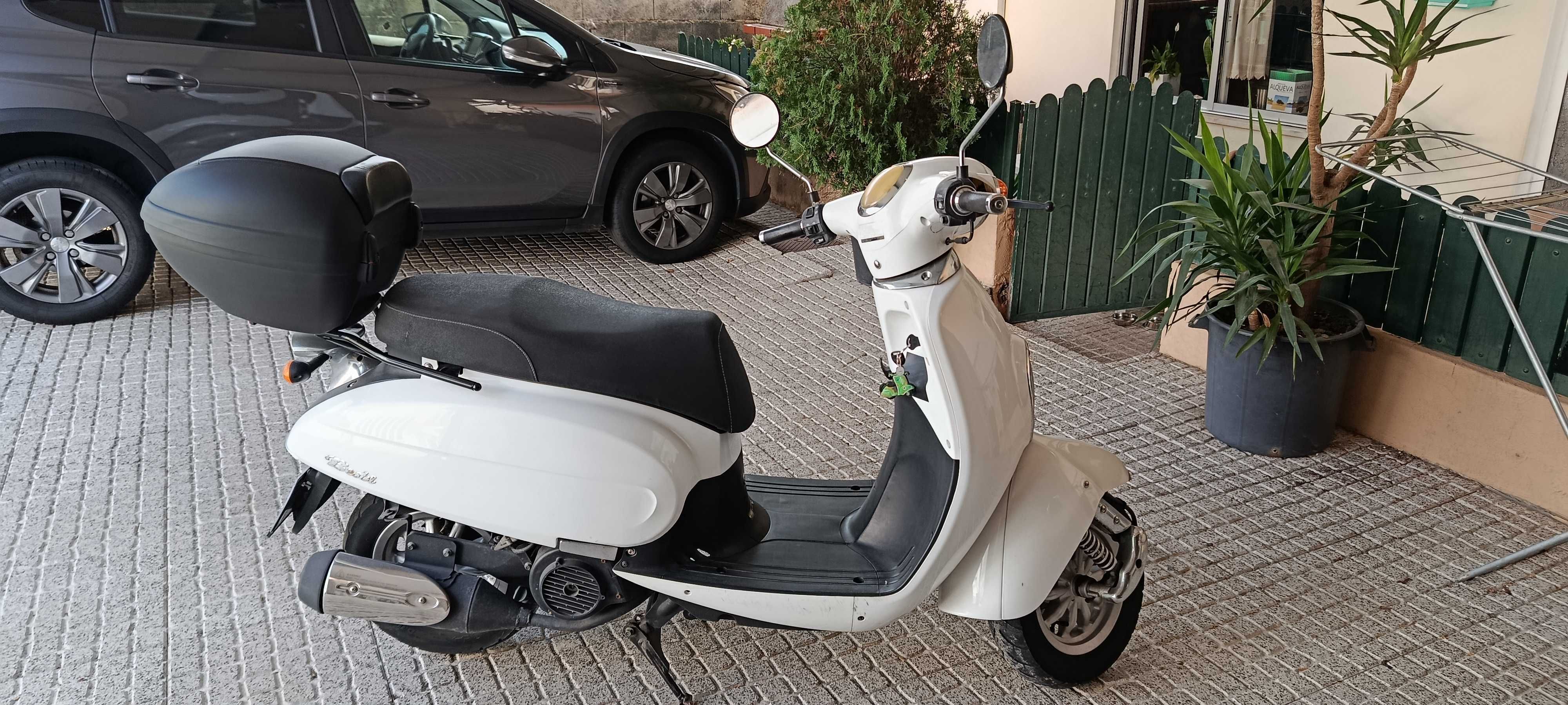 Daelim Besbi 125cc