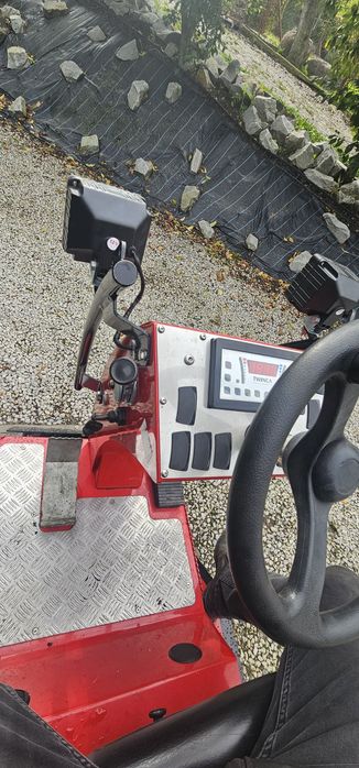 Traktorek 4cyl.Nowy model samojezdna scielarka Twinca samobieżna