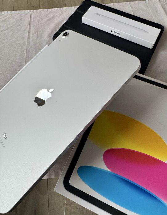 iPad 10. generacji 64 GB + Apple Pencil USB-C – zestaw jak nowy!