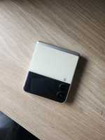 Samsung Z Flip 3 - branco