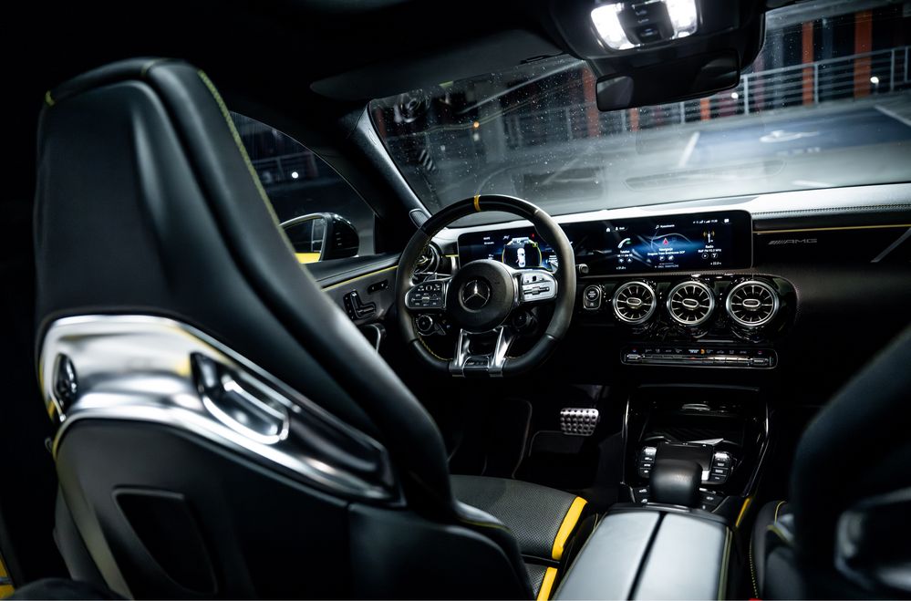 Wynajem samochodu Mercedes CLA 45s wydech MGmotorsport