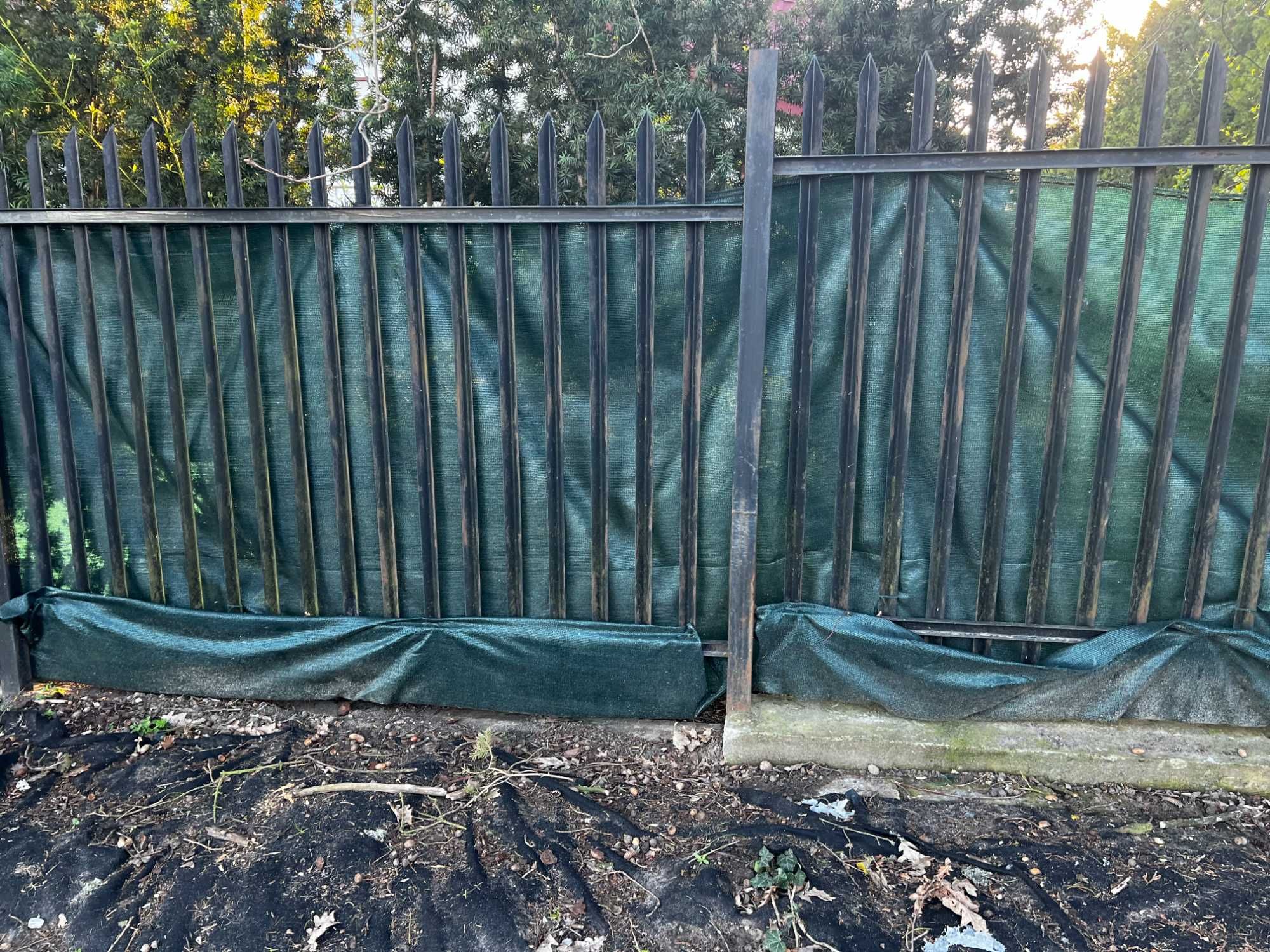 Przęsła ogrodzeniowe metalowe malowane używane