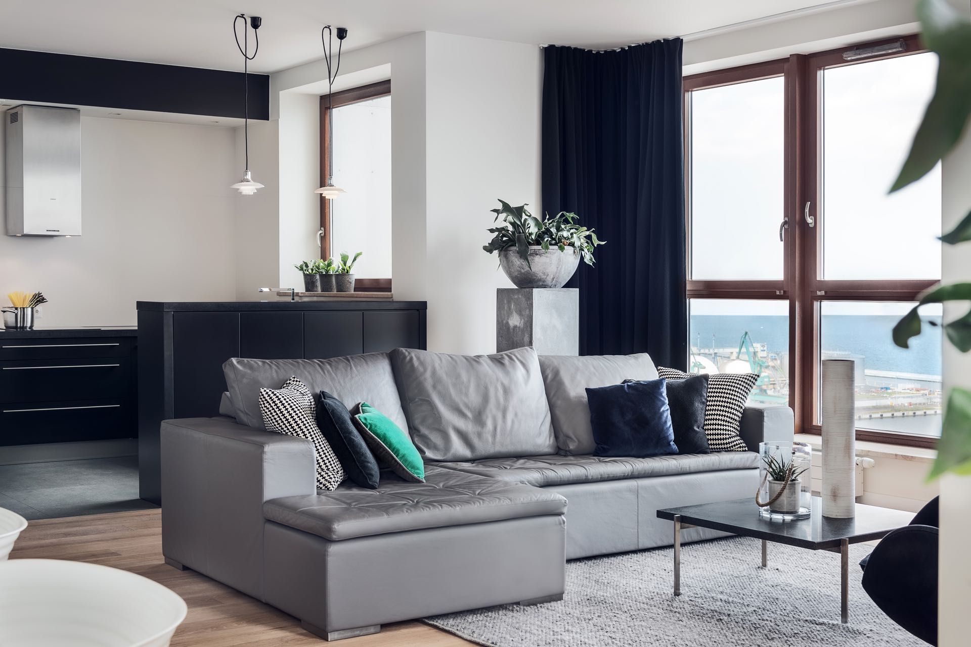 SEA TOWERS GDYNIA - widok na morze - 2 syp. 2 łazienki, wysokie piętro