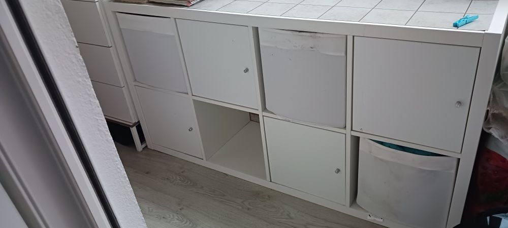 Estante branco por 18€