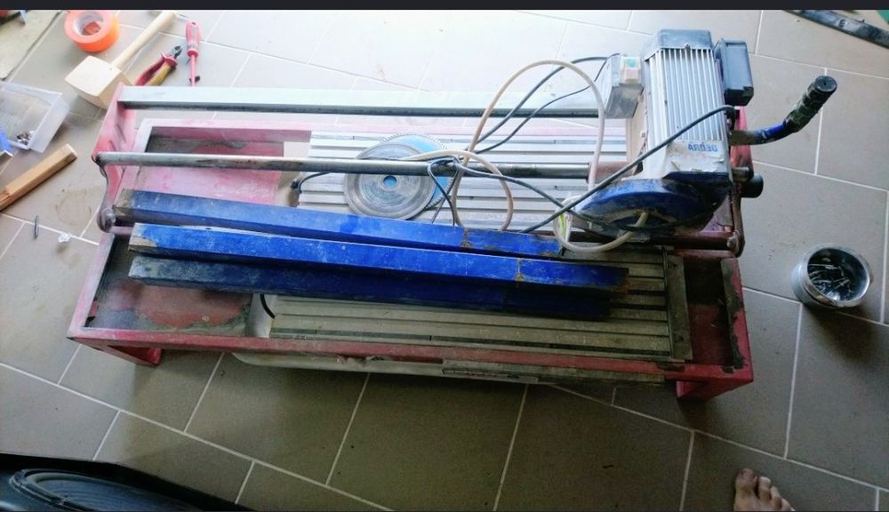 Dedra piła do płytek na mokro