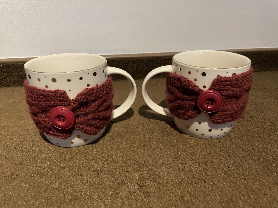 Jesienne kubki komplet 2szt w sweterkach
