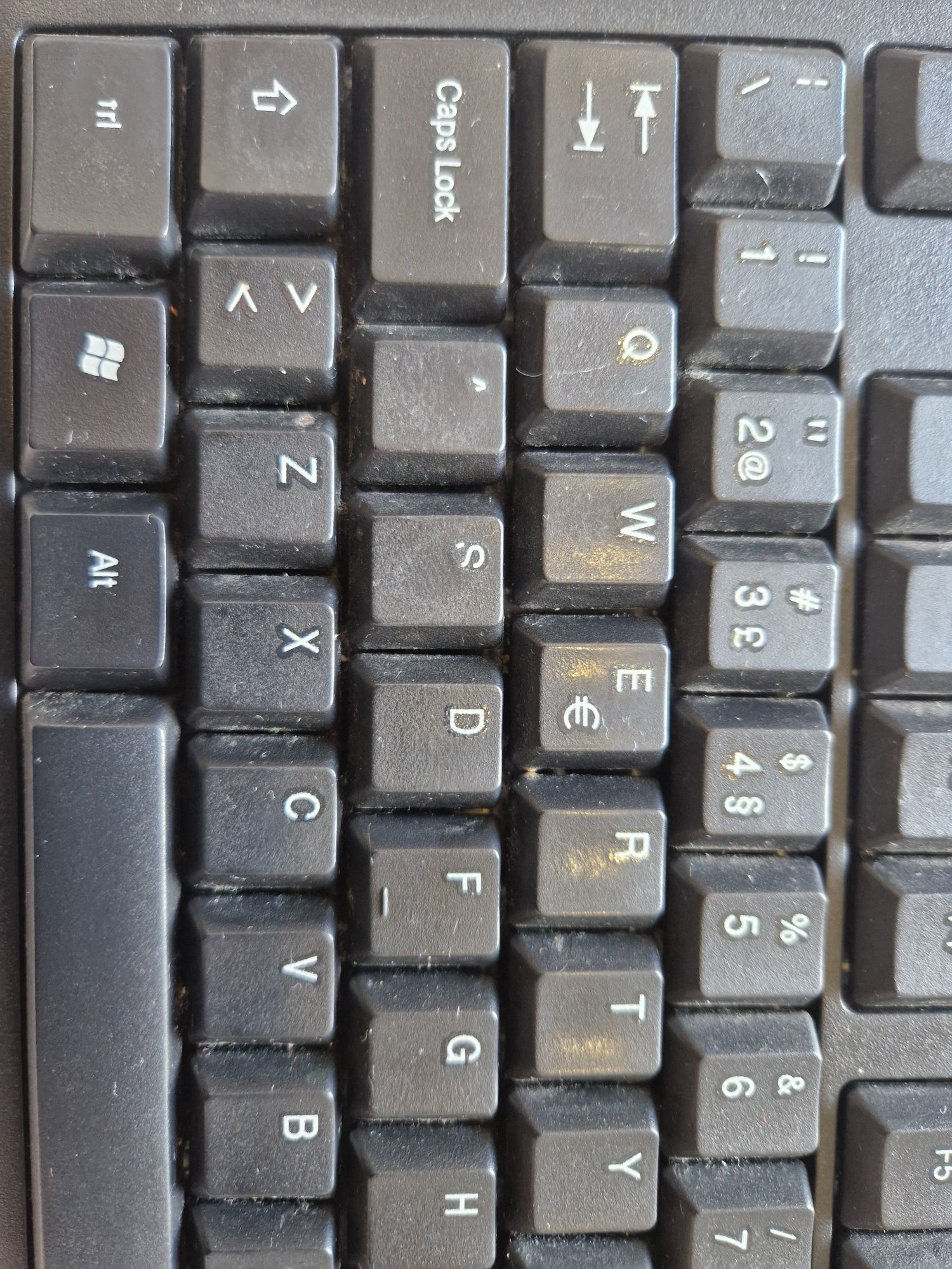 Teclado Mitsai com fio