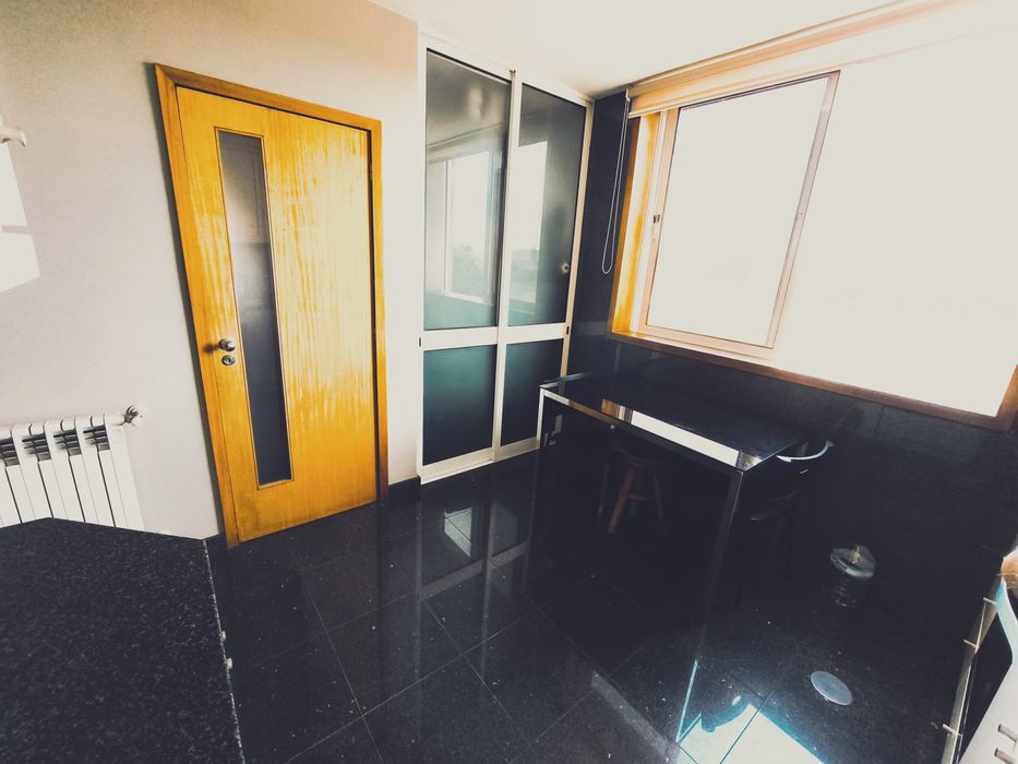 Apartamento T3 -Box -Solário - 220mts² (Maia)