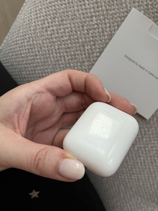 Słuchawki Airpods 2 uszkodzone