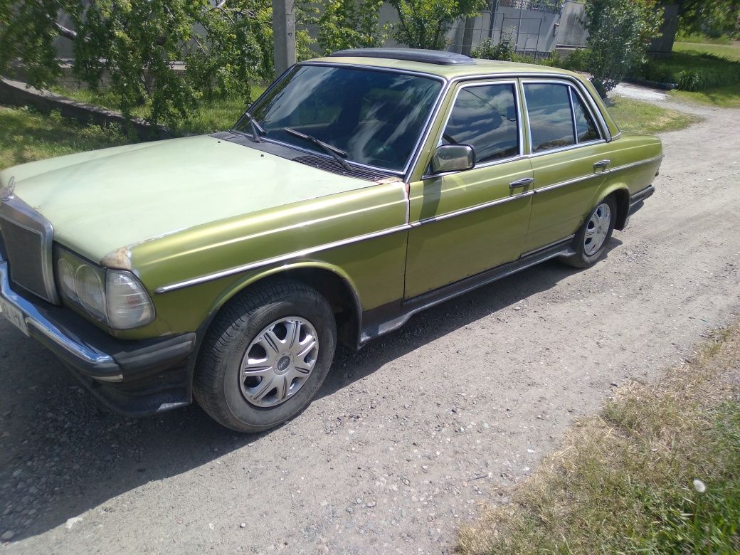 Продам Mercedes-benz w 123