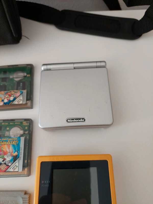 LOTE RETRO GameBoy Colors + Advance + Bolsa + Jogos