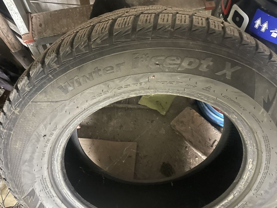 Шини hankook 225/65/17