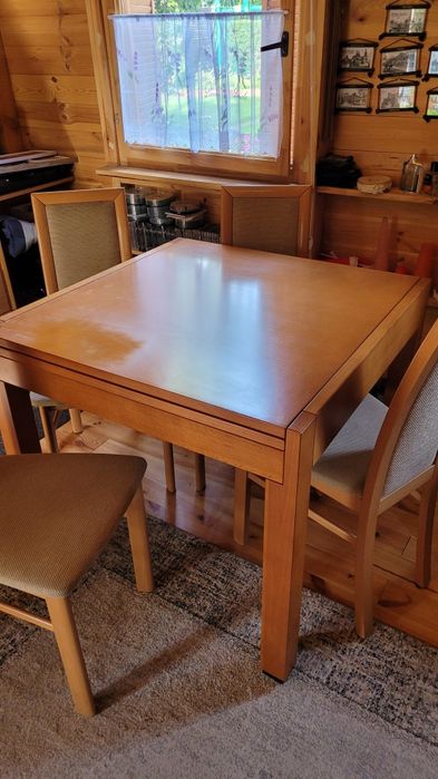 Stół bukowy rozkladany