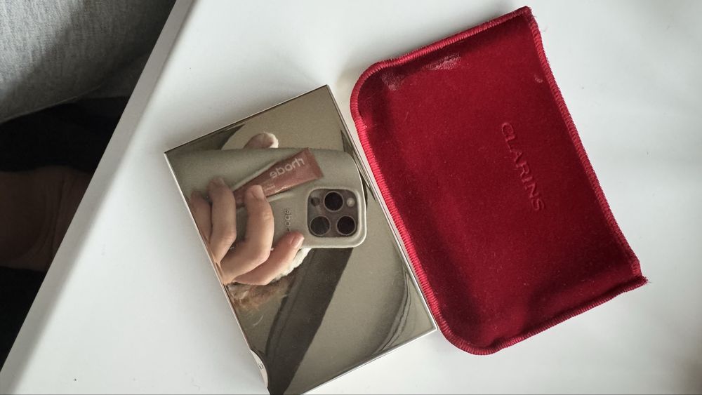 Сет пудра clarins + 2 помади mac