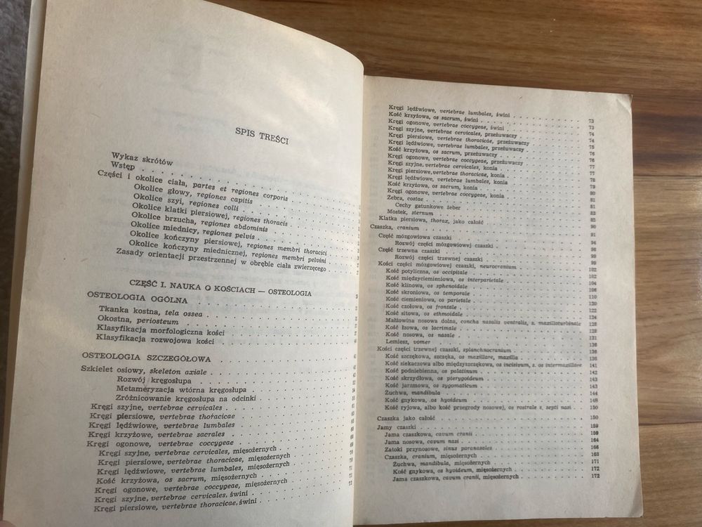 Kazimirrz Krysiak. Anatomia zwierząt tom 1 część 1,2,3