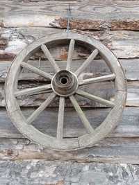 Stare drewniane koło