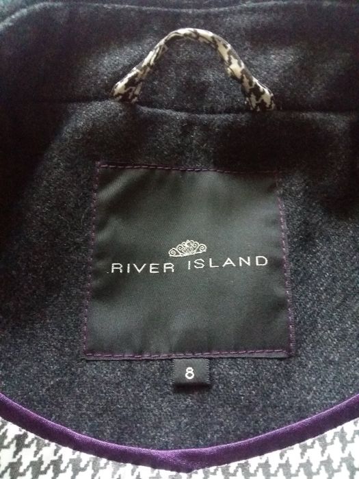 Пальто для девочки - подростка River Island