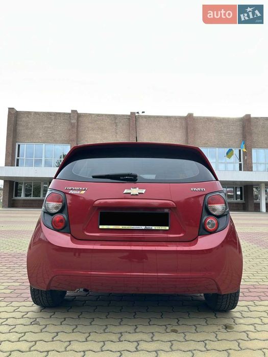 Chevrolet Aveo T300 (Хетчбек)