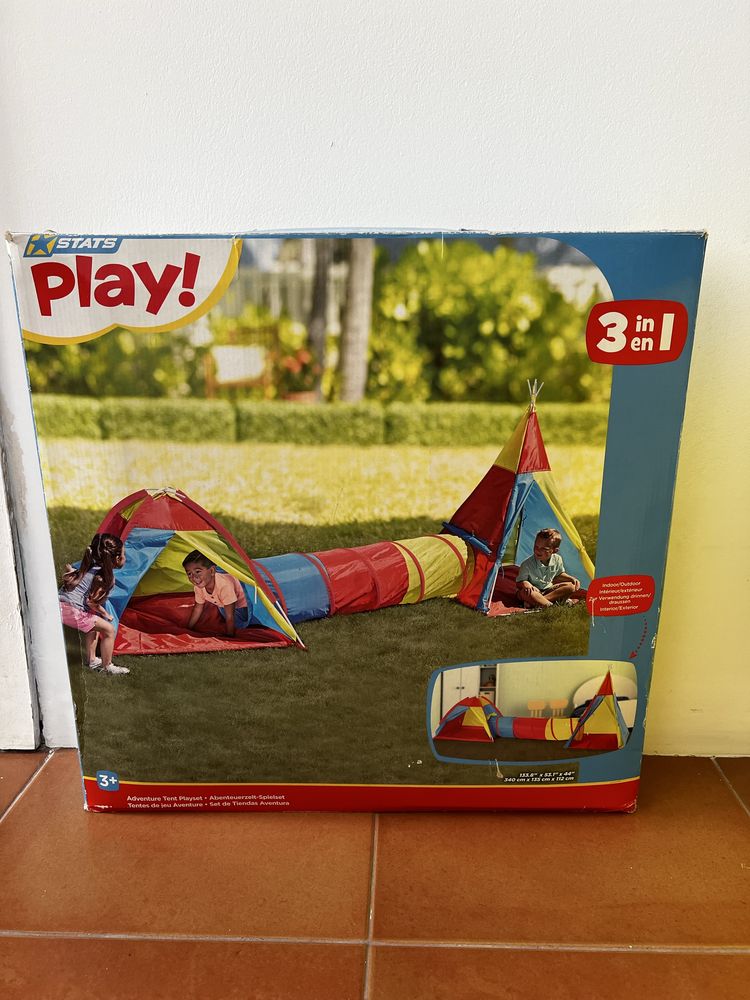 Tendas tipi (2) + túneis (2)