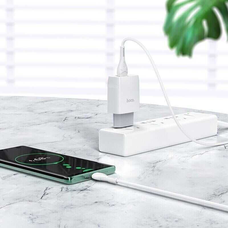 Зарядка HOCO быстрая 18W QC 3.0 блок питания зарядное устройство БП