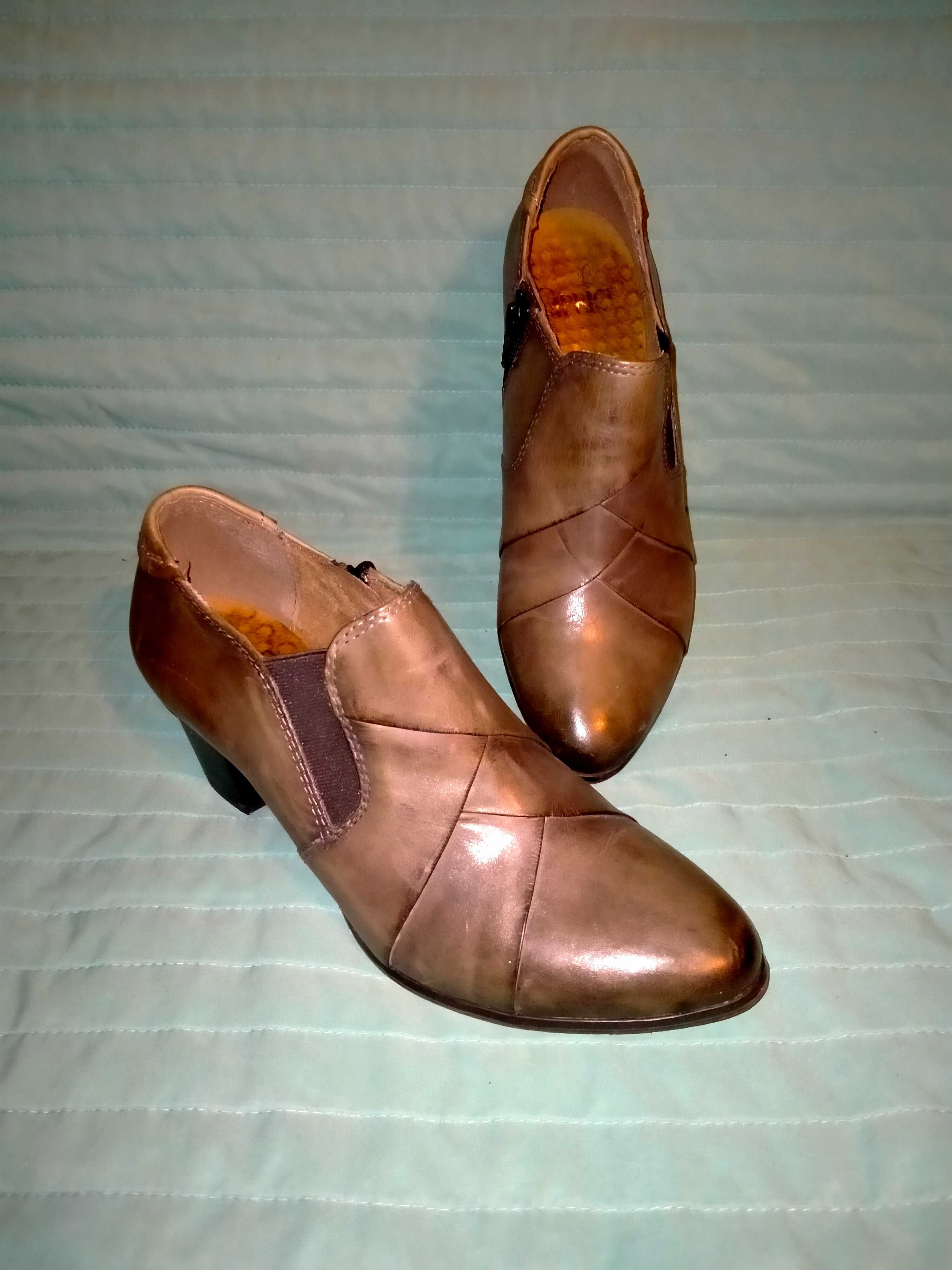 Buty damskie Caprice r. 38