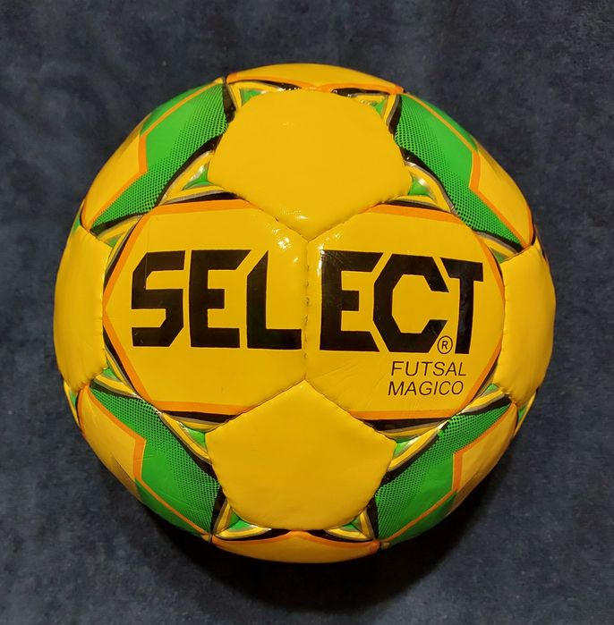 М'яч для футзалу SELECT 4