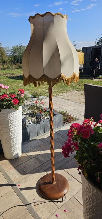 Lampa stojąca prl vintage z kloszem na dwie żarówki