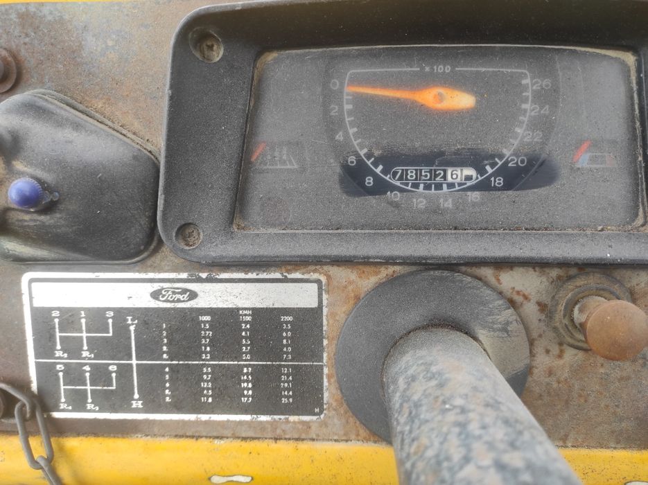 Koparko ładowarka Ford F550 + skarpówka
