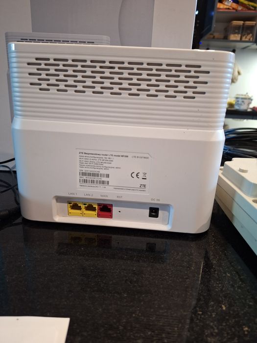 Router ZTE MF258 z antena i rj45