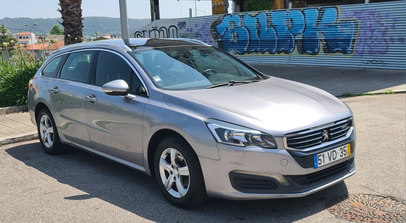 Peugeot 508 SW - Manual