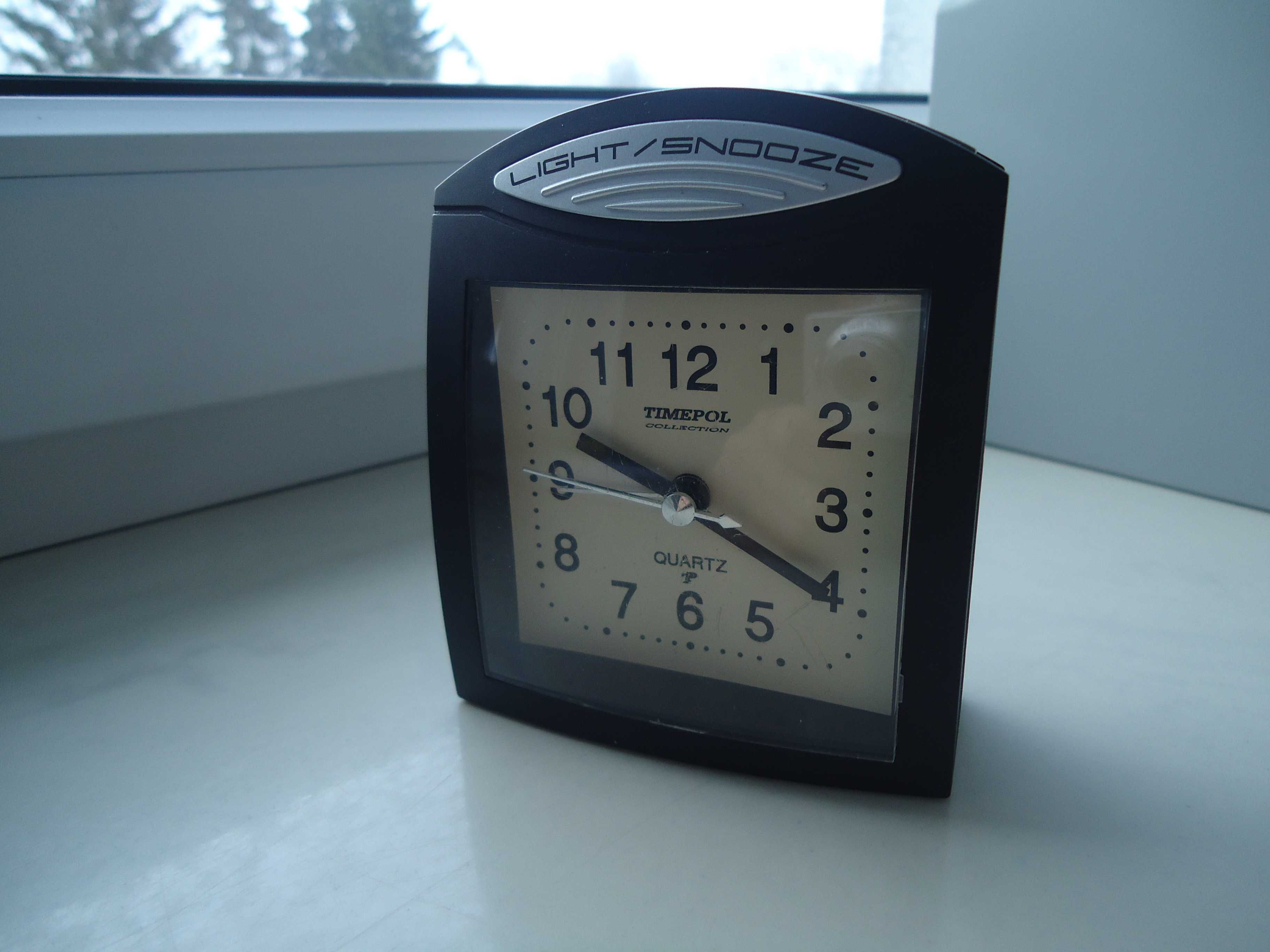 Budzik zegarek Timepol Quartz klasyczny zasilany baterią