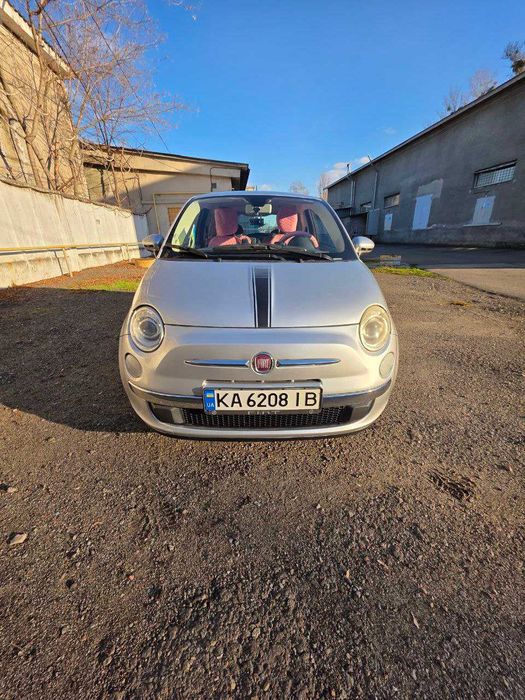 Продам FIAT 500 2012 р.в. сірого кольору АКПП