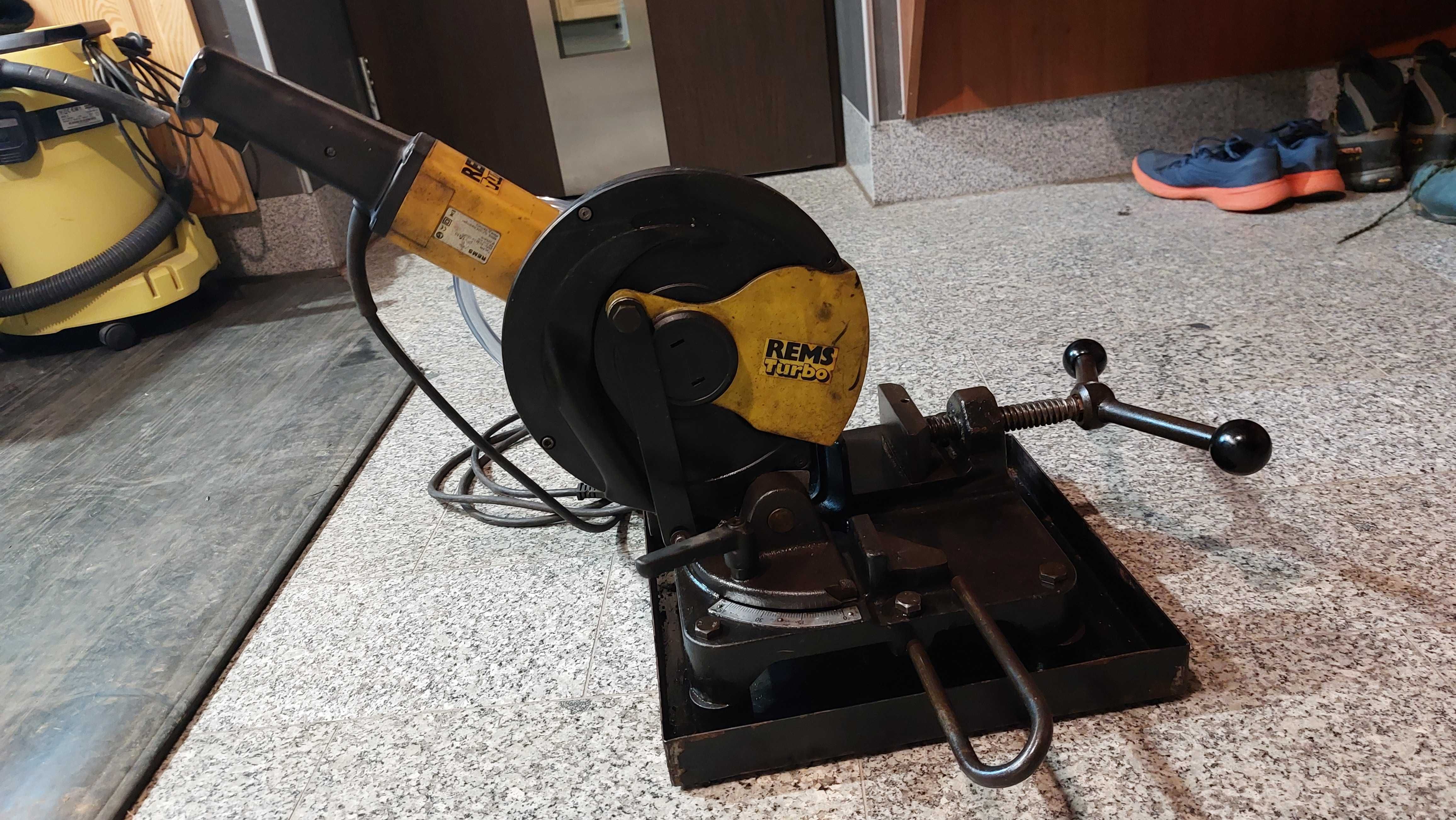 REMS Turbo K
Uniwersalna piła tarczowa