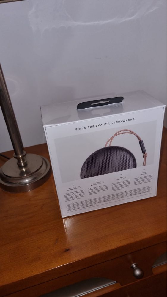 Coluna Portátil Bluetooth Bang & Olufsen Beosound A1 (2nd Gen)