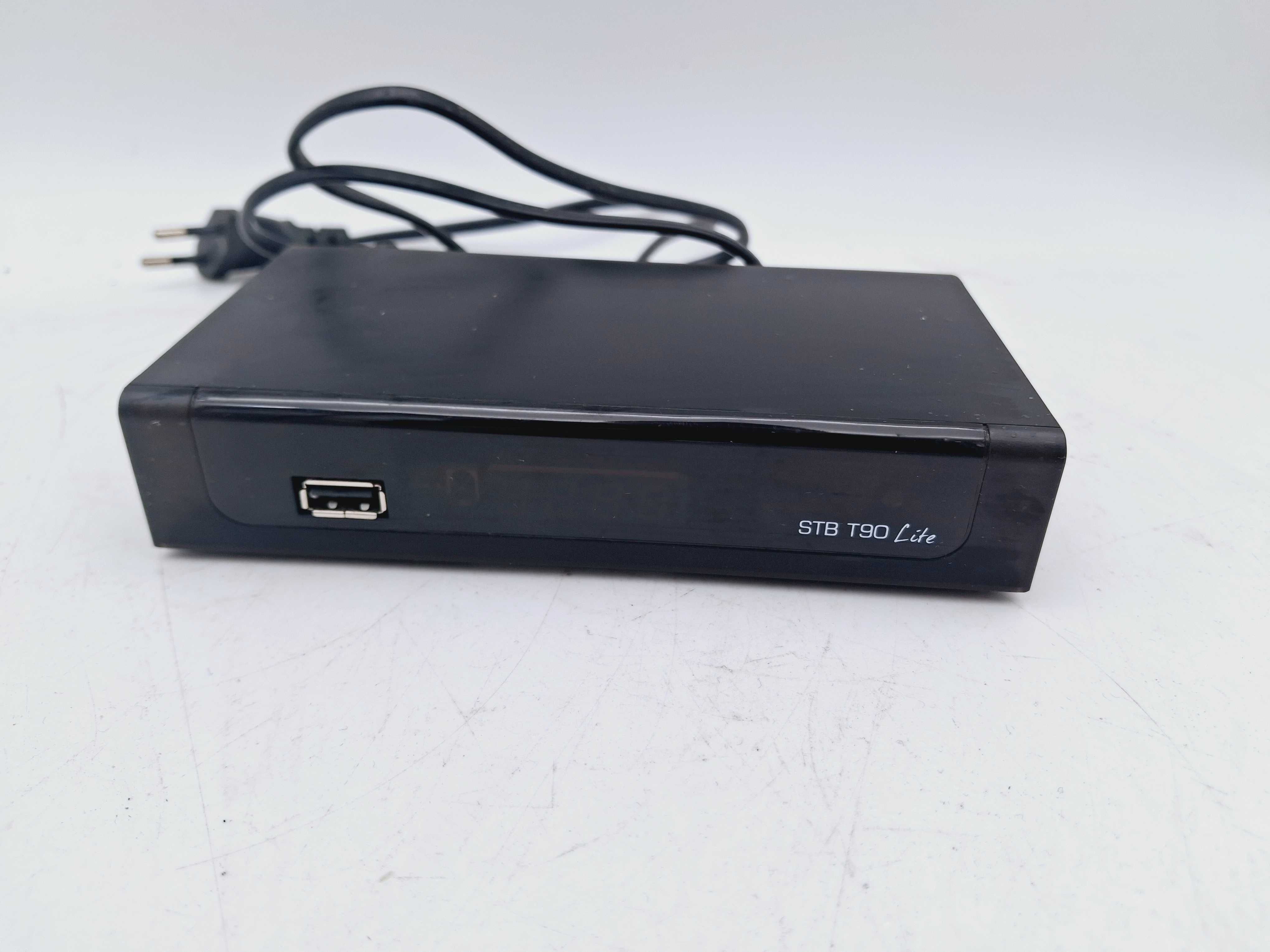 Dekoder tuner DVB-T2 Skymaster STB90 + pilot