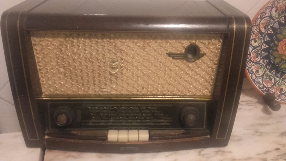 Rádios antigo em muito bom estado só en