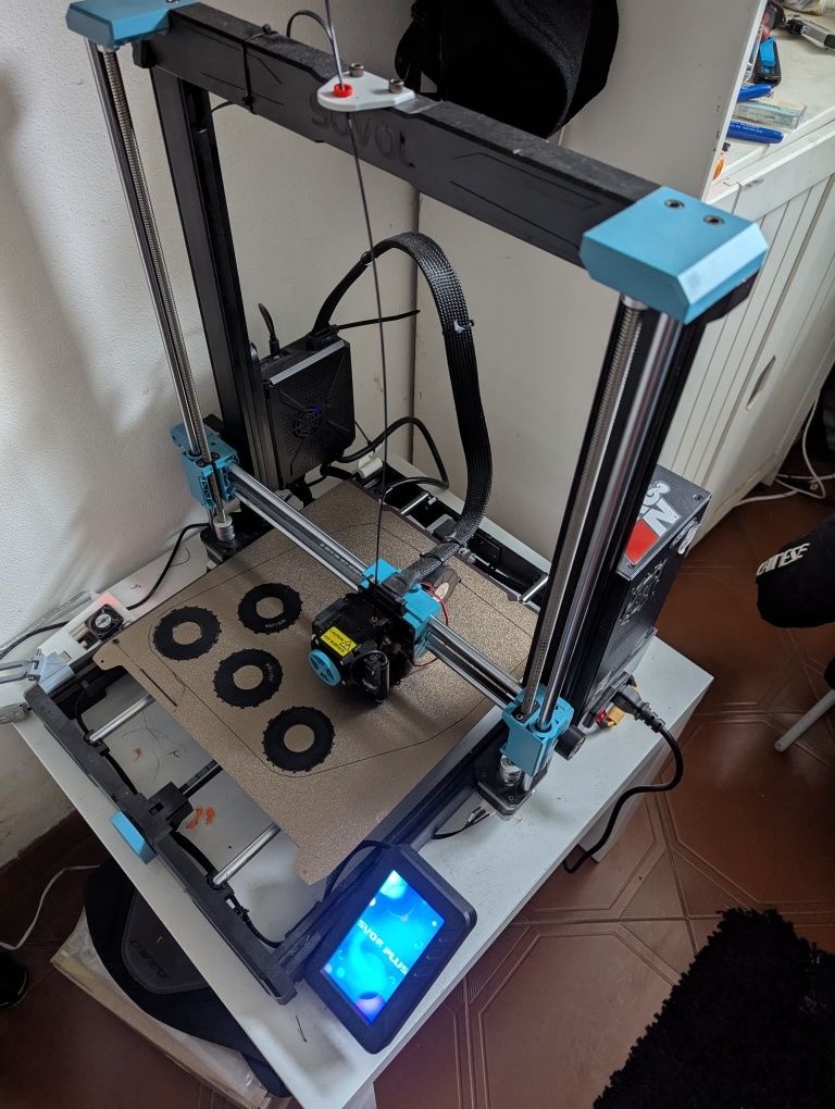Vendo impressora 3d sv06 plus