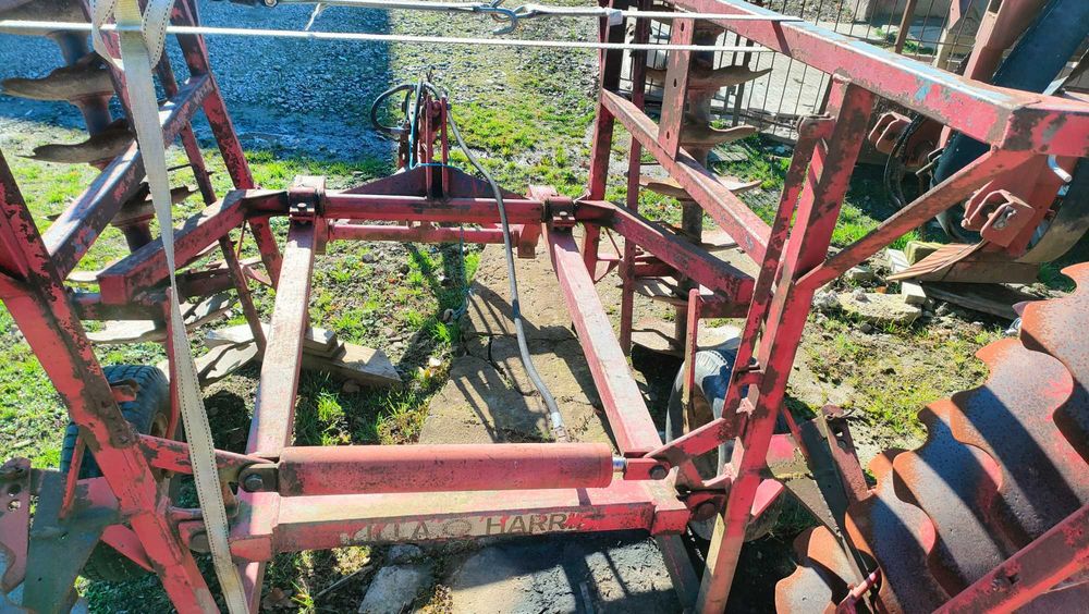 Brona talerzowa rozkładana hydraulicznie ** 4m **