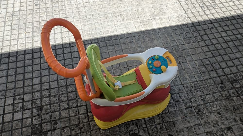 Carrinho Chicco bom estado