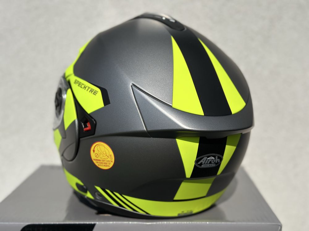 Szczekowy kask motocyklowy AIROH Spectre Clever rozmiar XXL, PROMOCJA!