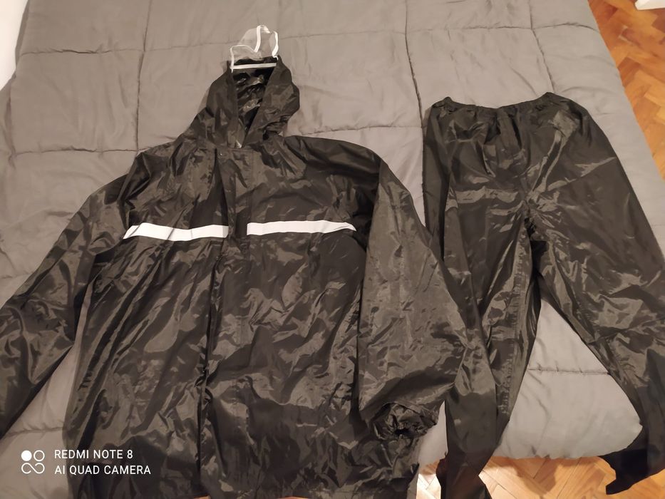 Mochila e Capa de chuva para estafeta