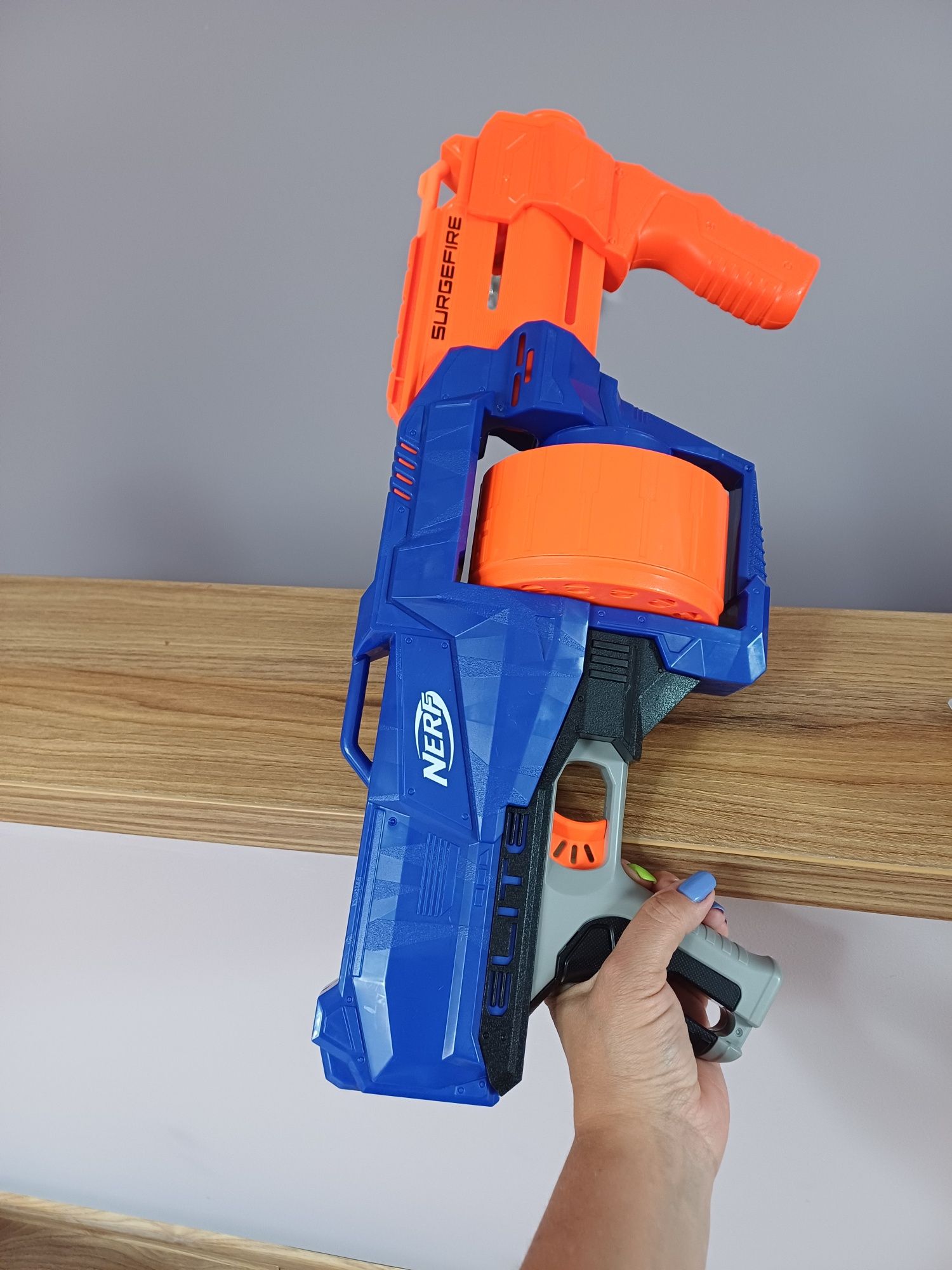 Nerf Surgefire + 48 strzałek