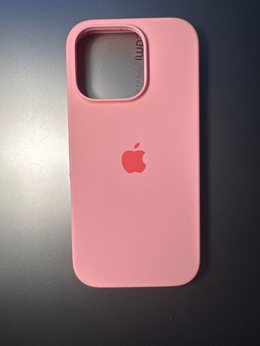 Чохол новий силіконовий iPhone 16 pro