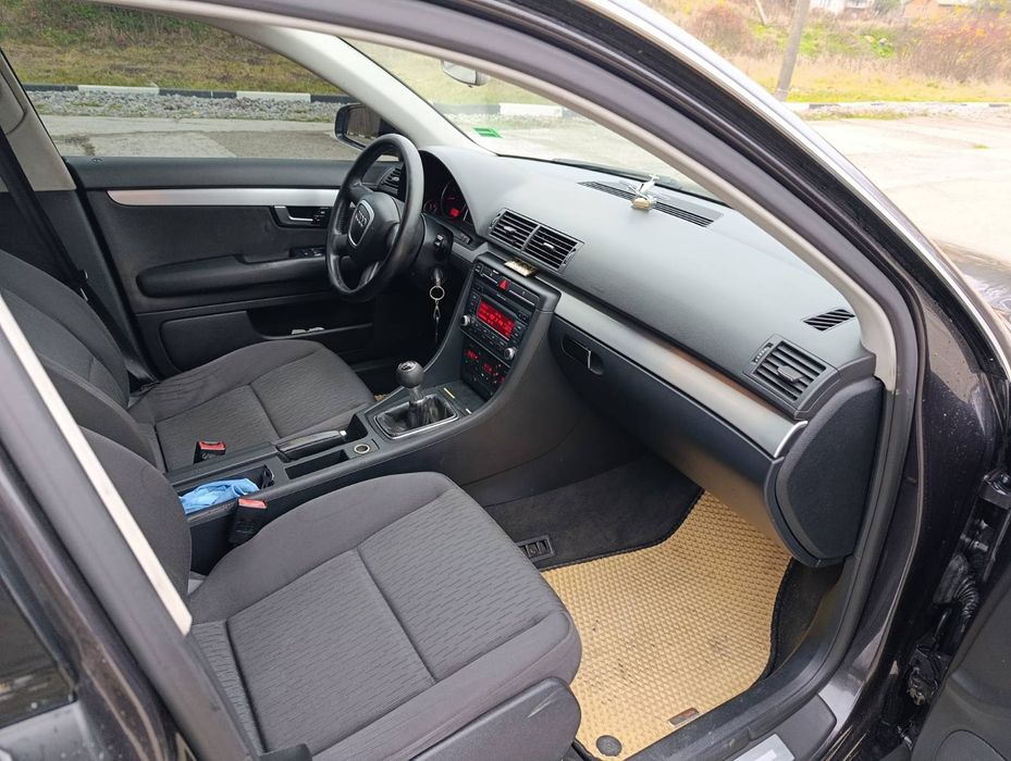 Продам Ауді А4 Б7