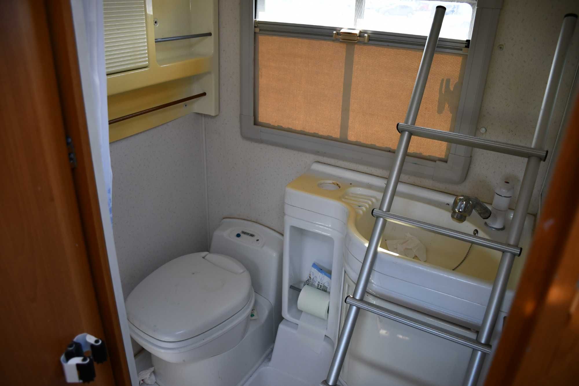 Ducato KAMPER CAMPER  6-osobowe BENIMAR europe 6000 maxi