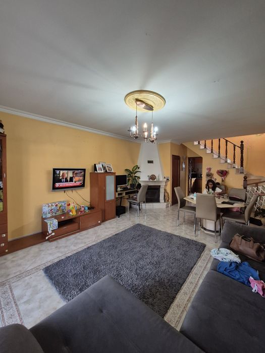 Moradia geminada T3 na Quinta do Conde