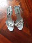 Sandalias azuis claras