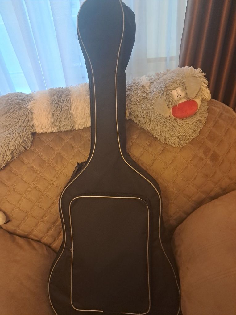 Класична Гітара Yamaha c 40BL + струни, чохол, медіатори і каподастер